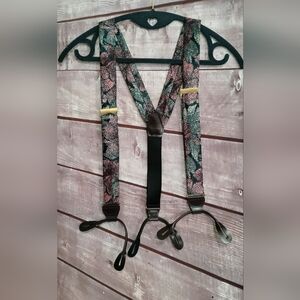 Pelican USA Abstract Patterned Mens Blue Suspenders - Black and Pink